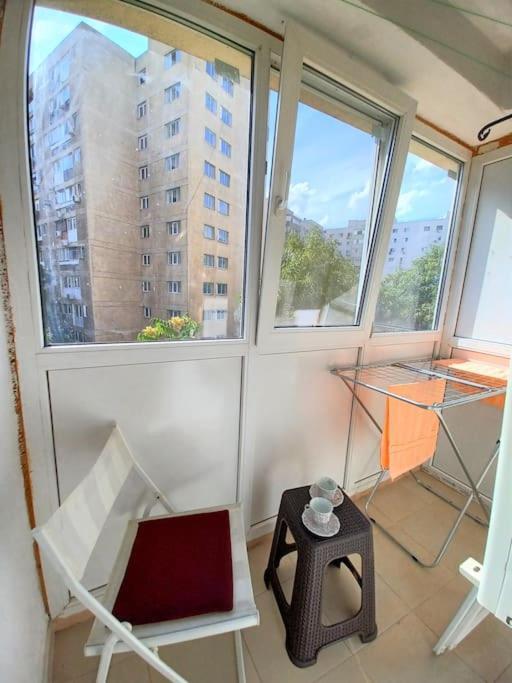 Garsoniera Linistita Zona Vitan Bucureşti Exterior foto